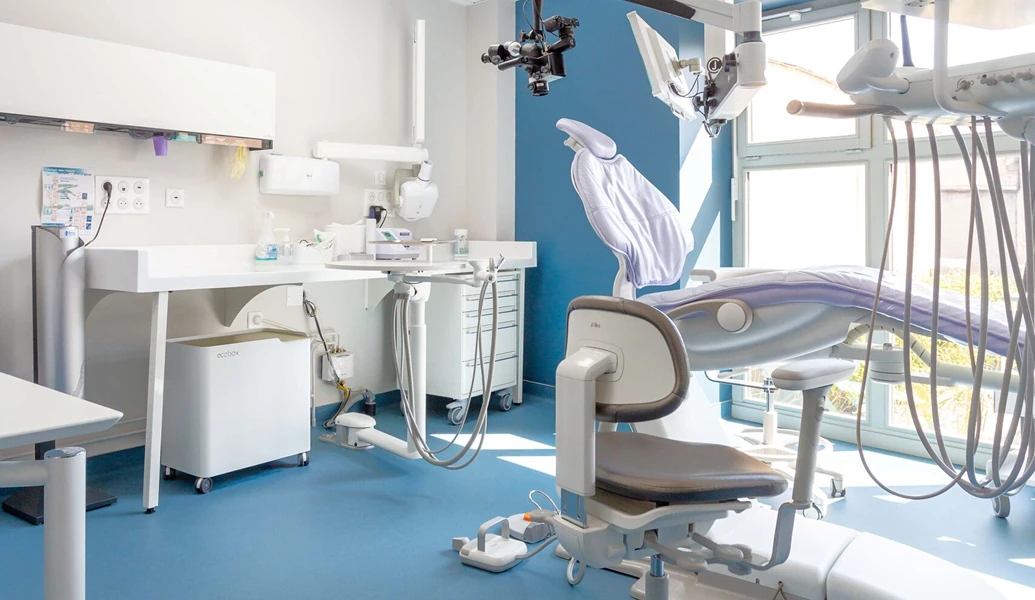 Chirurgien Dentiste